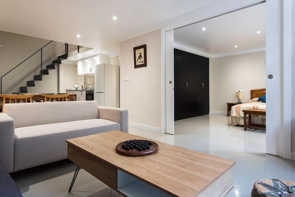 Puerta De San Juan Apartment Севиля Екстериор снимка