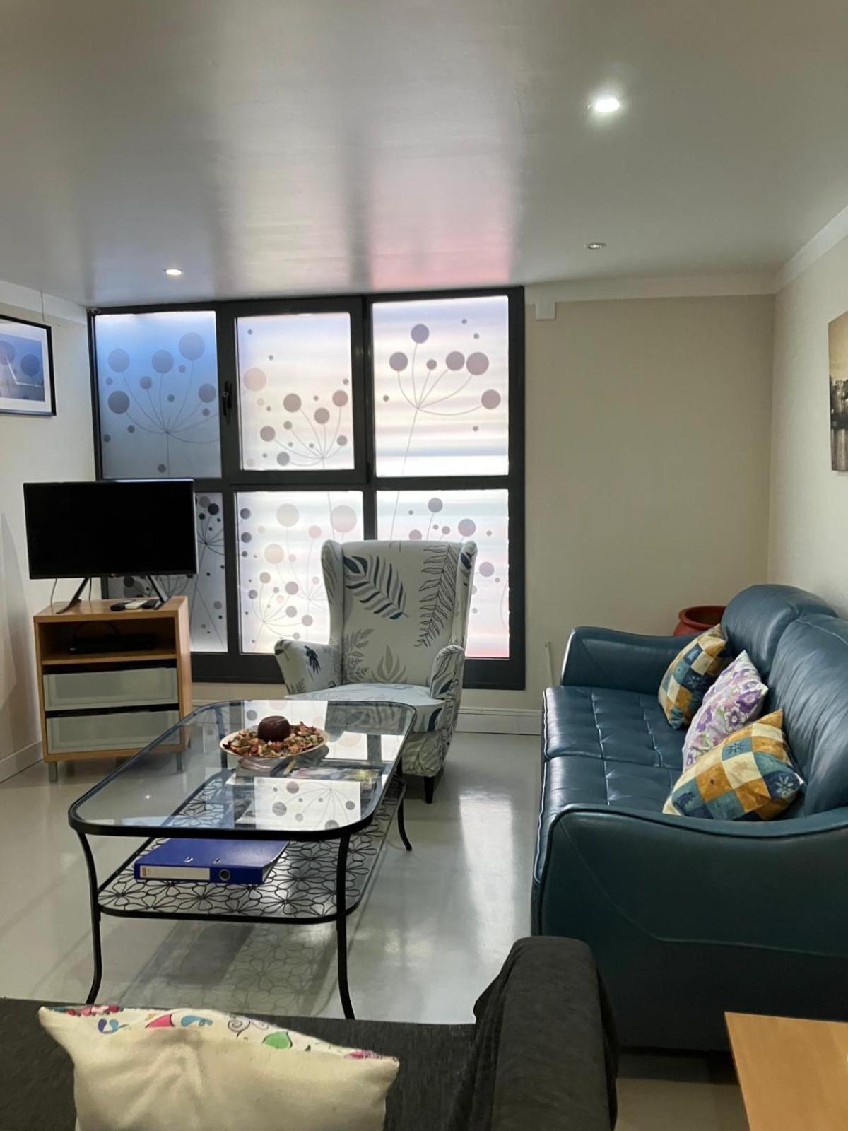 Puerta De San Juan Apartment Севиля Екстериор снимка