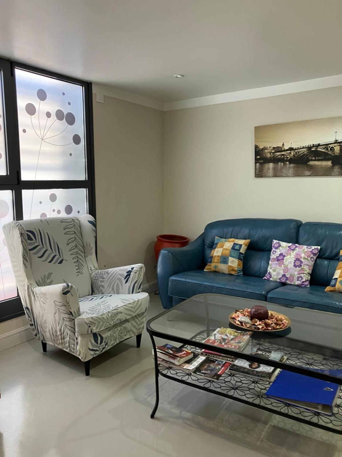 Puerta De San Juan Apartment Севиля Екстериор снимка